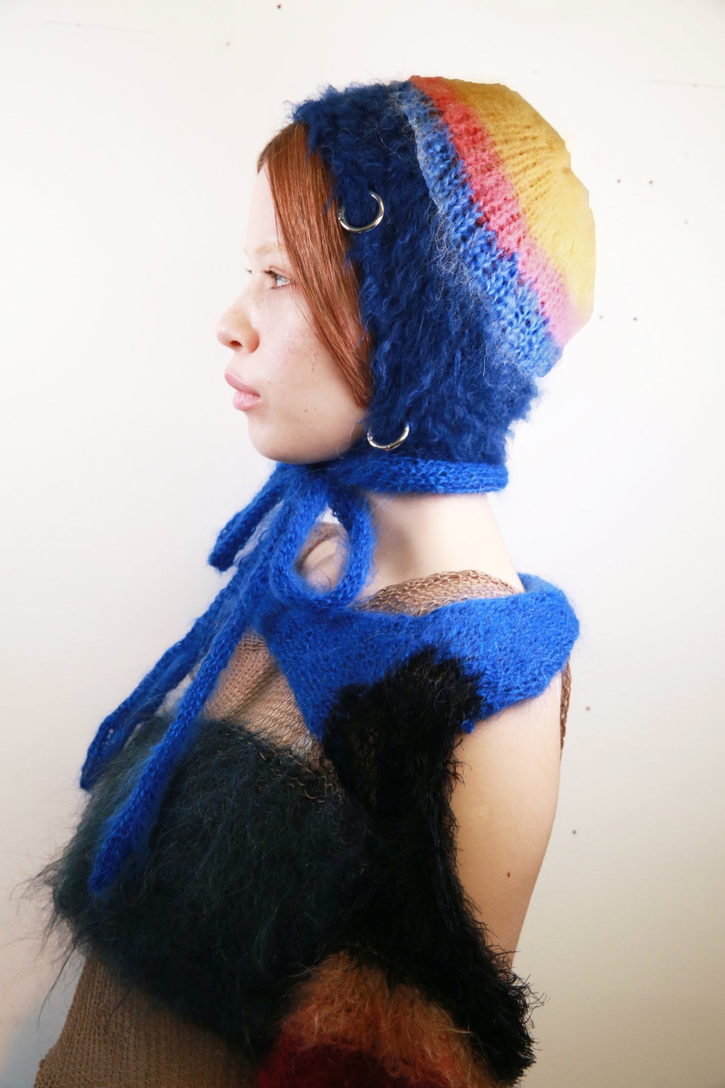 BLUE, YELLOW & PINK PIERCING BONNET