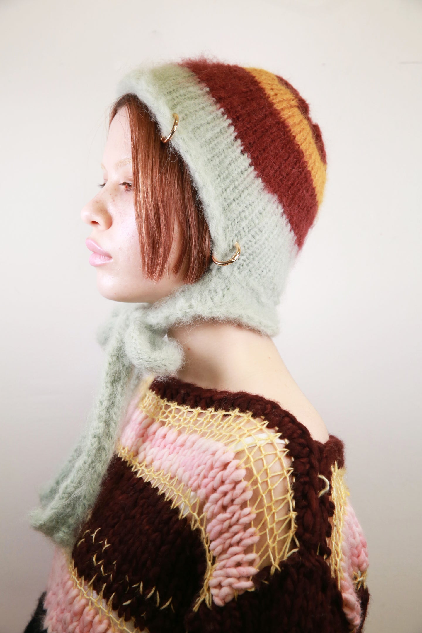 SEAFOAM GREEN, MAROON & MUSTARD YELLOW PIERCING BONNET